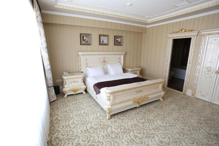Opera Hotel Baku Exterior photo
